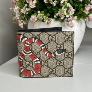 Gucci Kingsnake Print GG Supreme Bifold Wallet Authentic